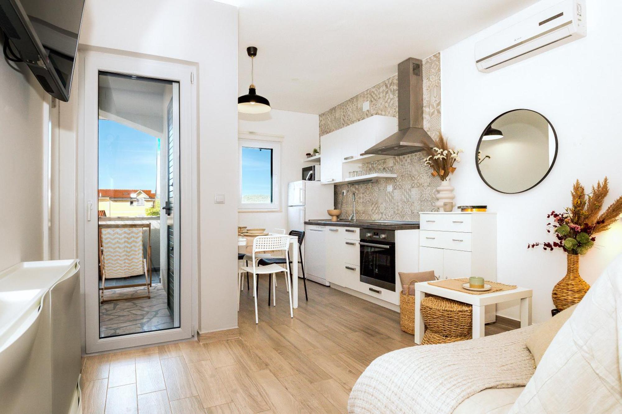 Ojra New Apartment With Seaview Šibenik Buitenkant foto